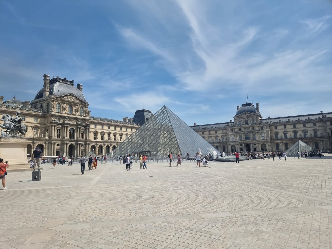 Paris Louvre