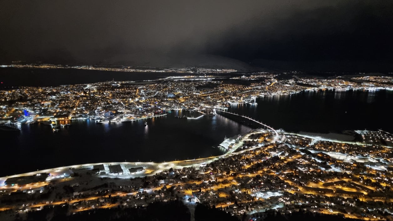 Blick vom Berg auf Tromsø